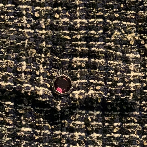 Chanel jacket - Picture 3 of 4